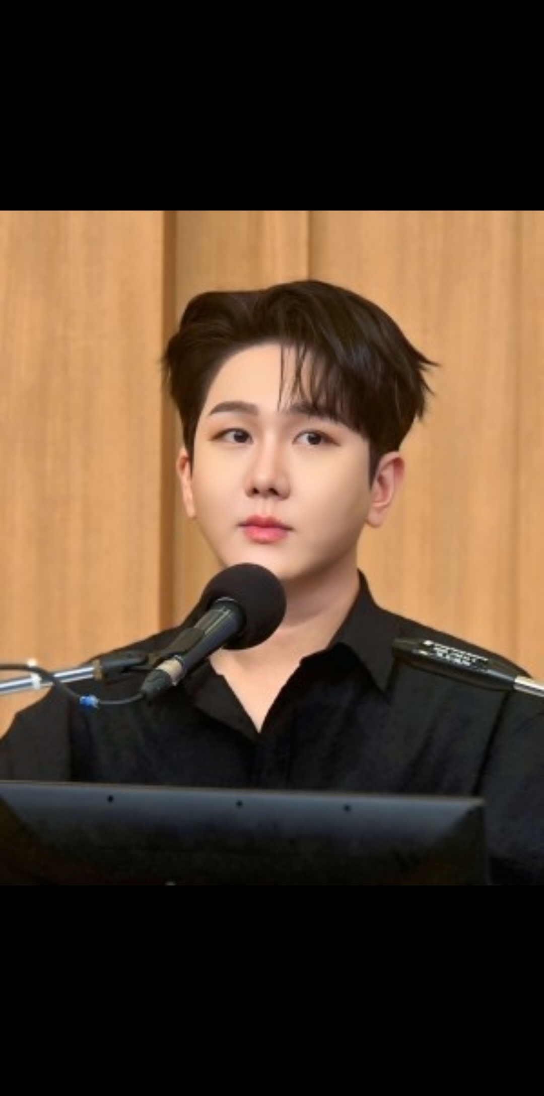 Behind-the-scenes cut of Kim Soochan