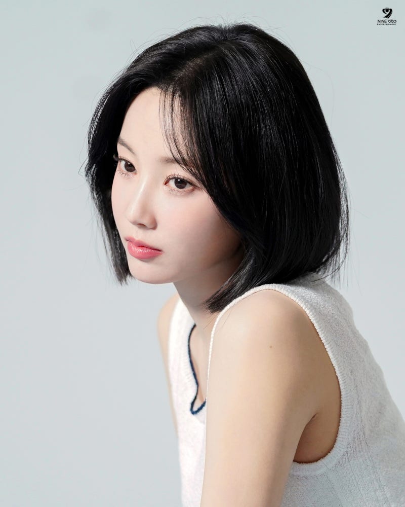 Latest photo of Yeonwoo