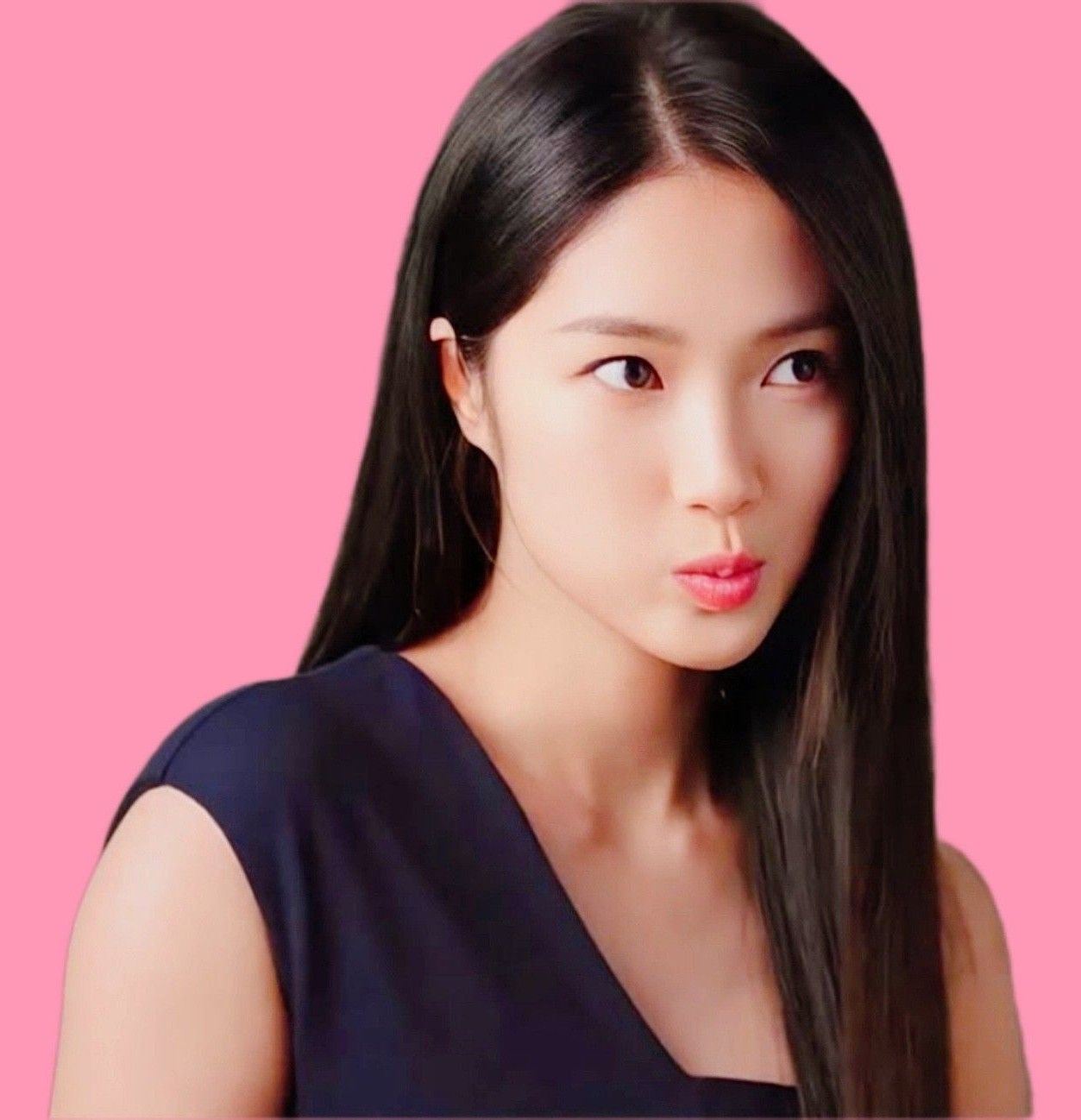 Latest photo of Kim Hyeyoon