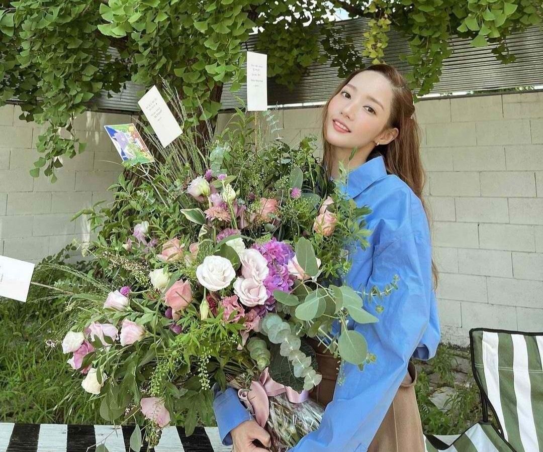 Latest photo of Park Minyoung