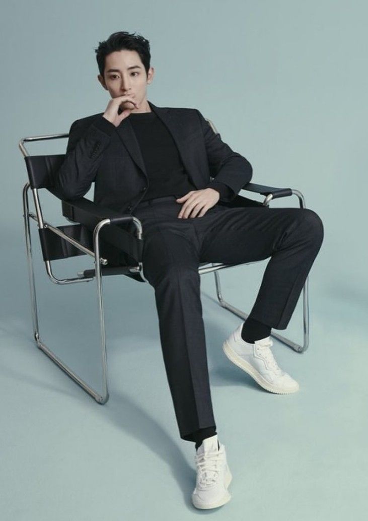 Behind-the-scenes cut of Lee Soohyuk