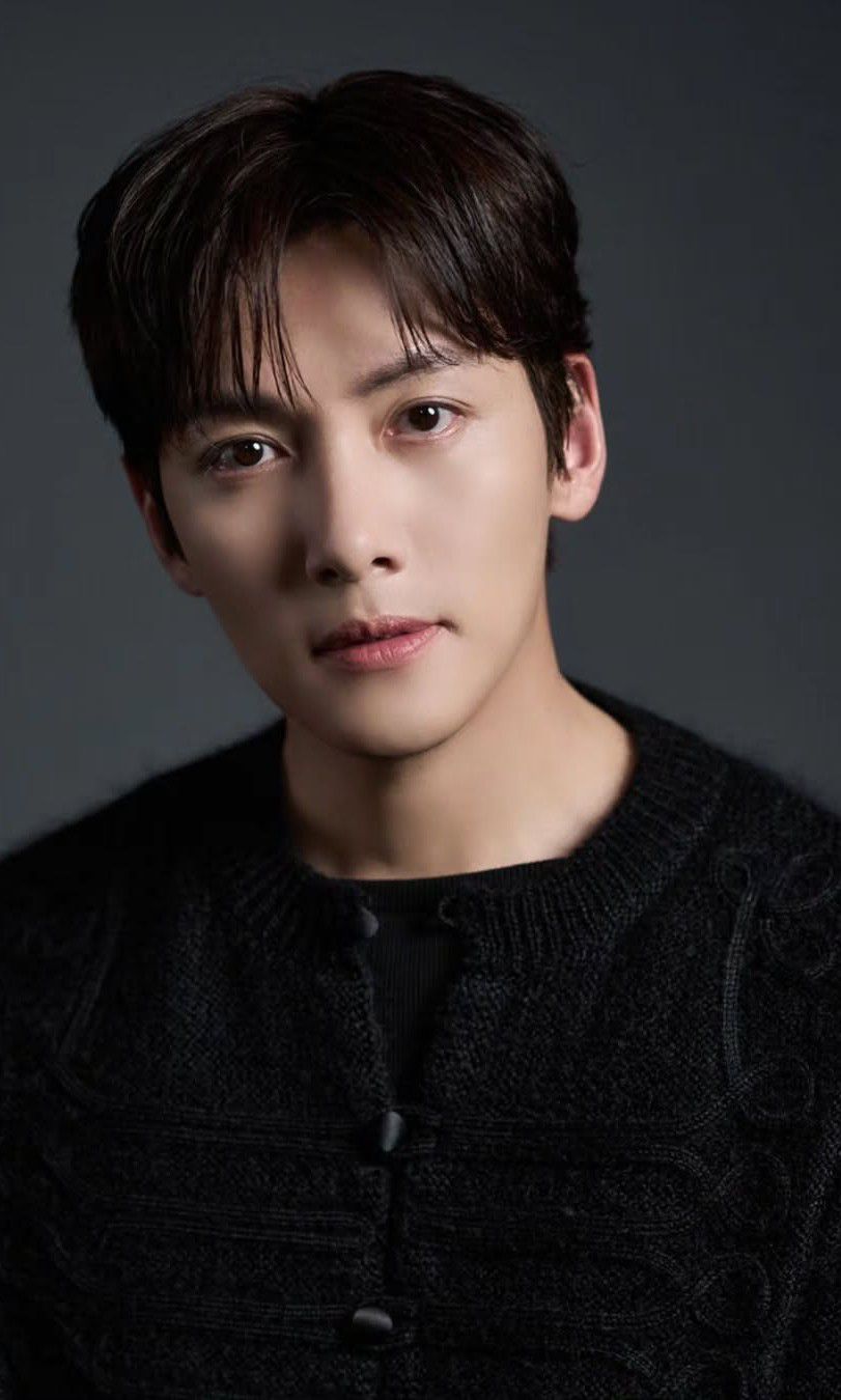 Recent activity shot of Ji Changwook