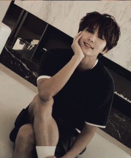 Foto terbaru dari Lee Joongi