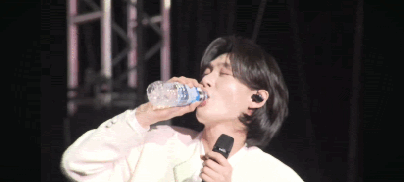 Behind-the-scenes cut of Kim Yongbin