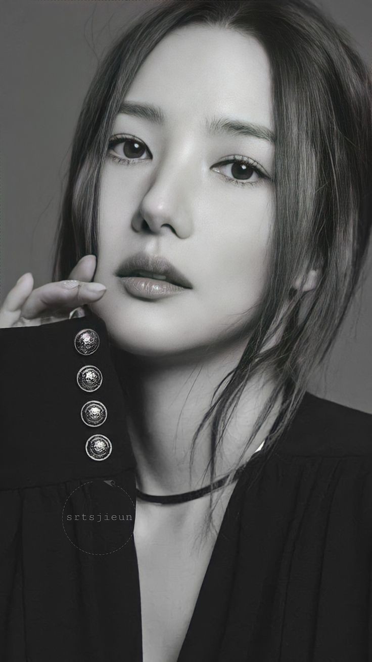 Recent activity shot of Park Minyoung