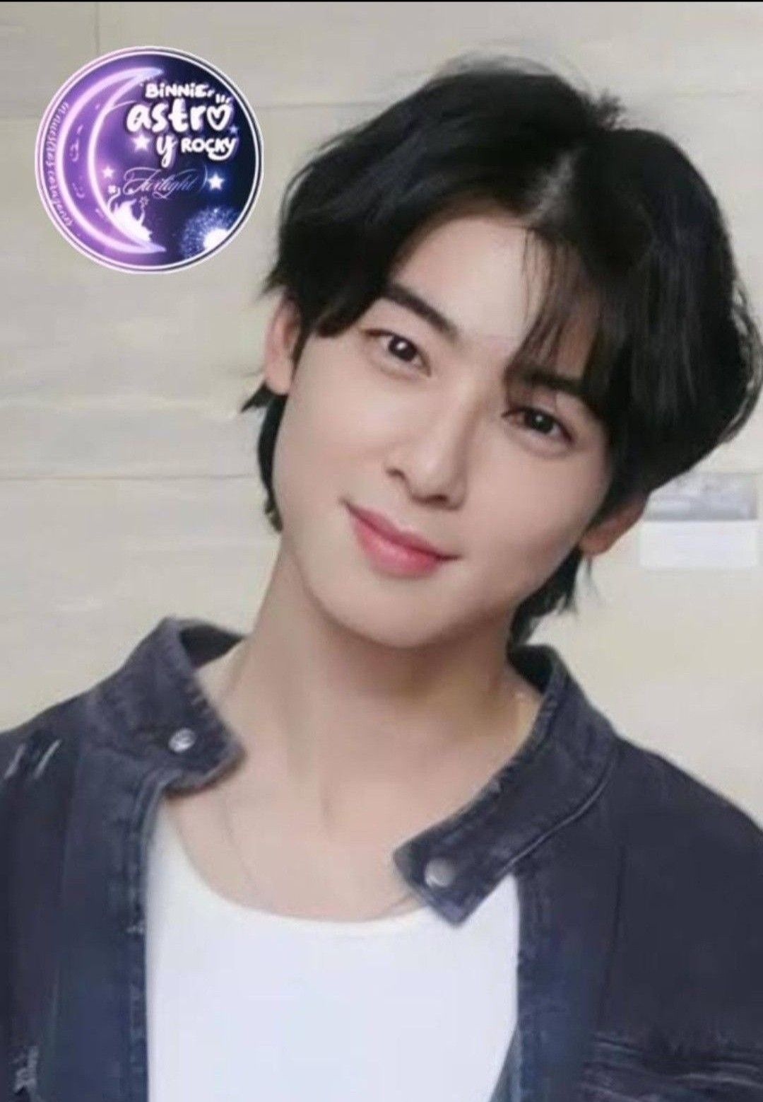 A moment captured by a fan of Cha Eunwoo