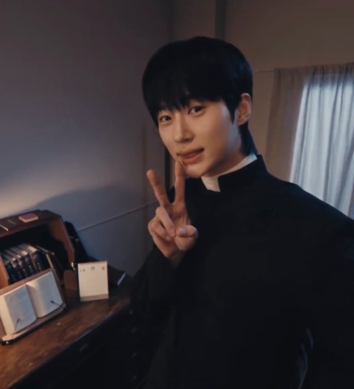 Latest photo of Byeon Wooseok