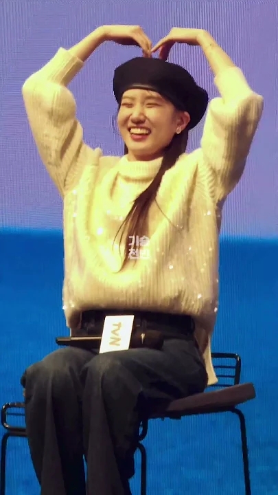 Behind-the-scenes cut of Park Eunbin