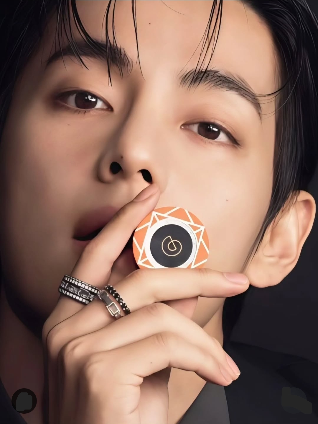 金泰亨 (V)的最新照片