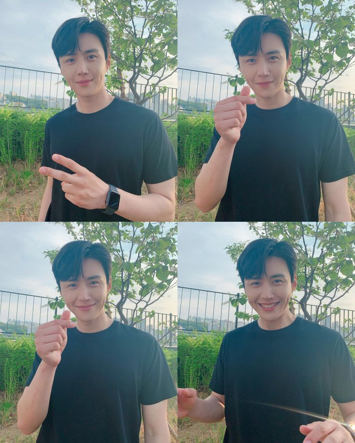 A moment captured by a fan of Kim Seonho