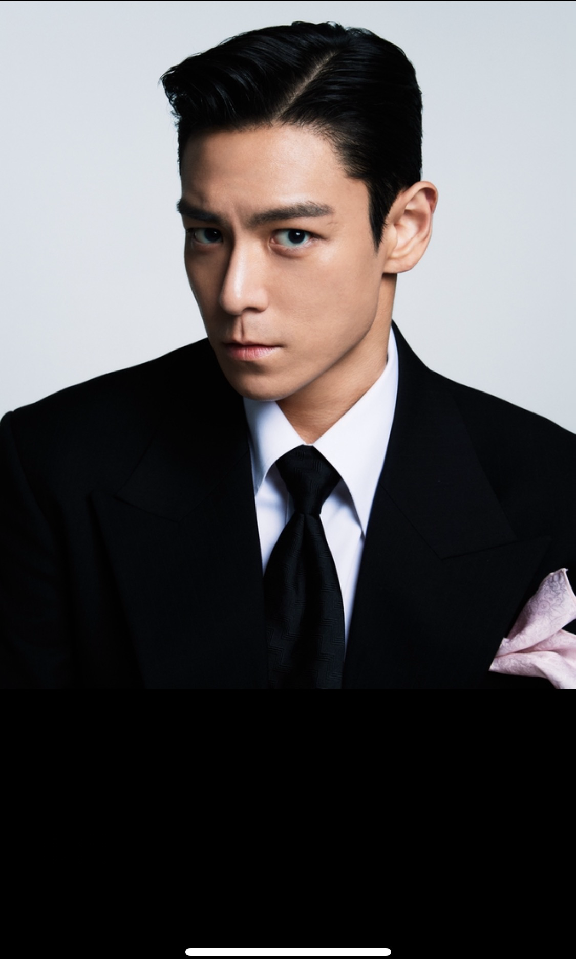 Special wallpaper made by T.O.P's fans