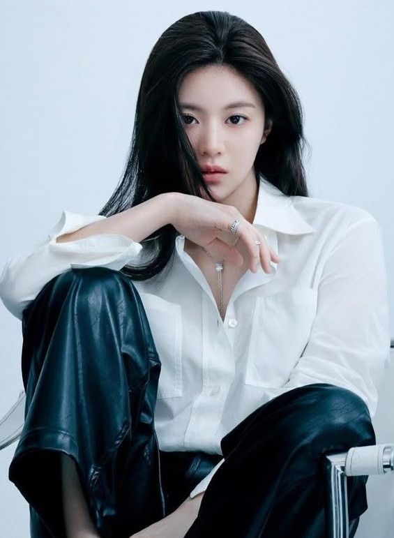Latest photo of Go Younjung