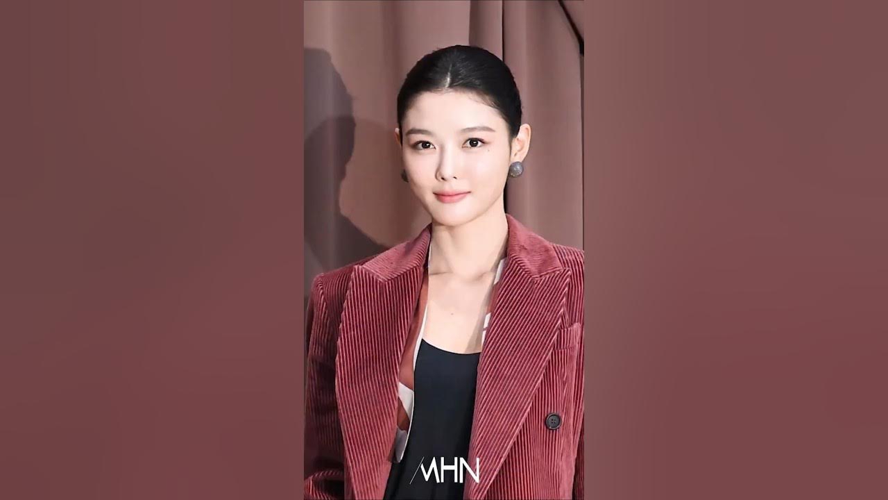 Behind-the-scenes cut of Kim Youjung