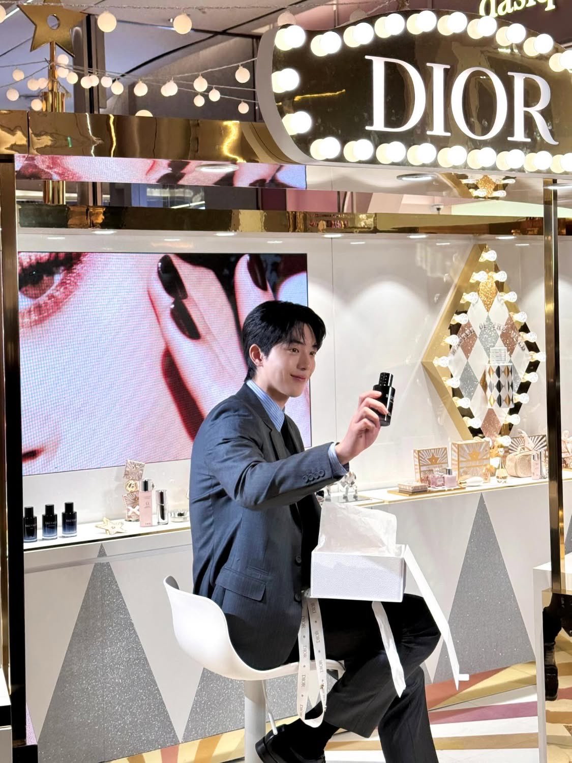 Latest photo of Nam Joohyuk