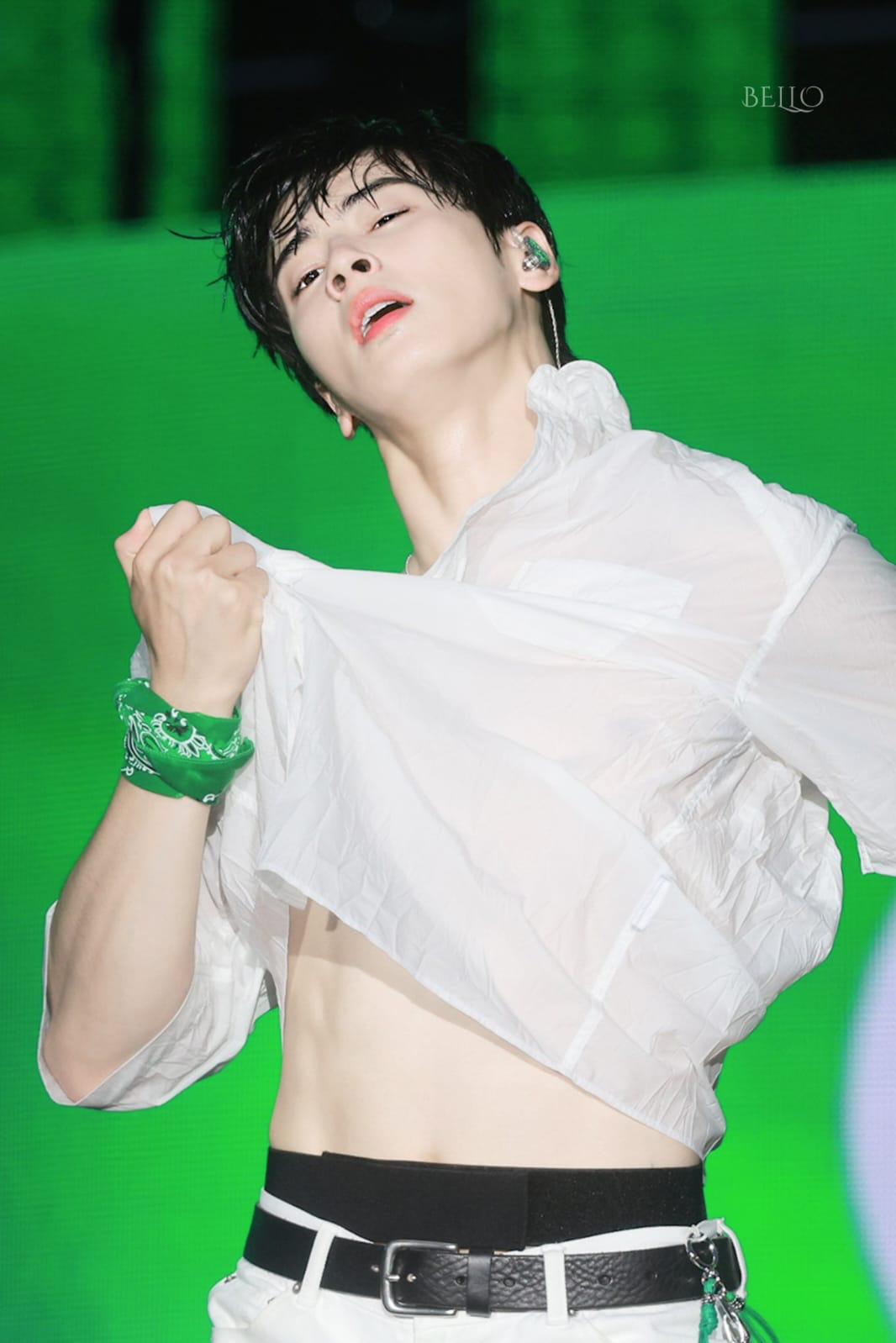 Foto terbaru dari Cha Eunwoo