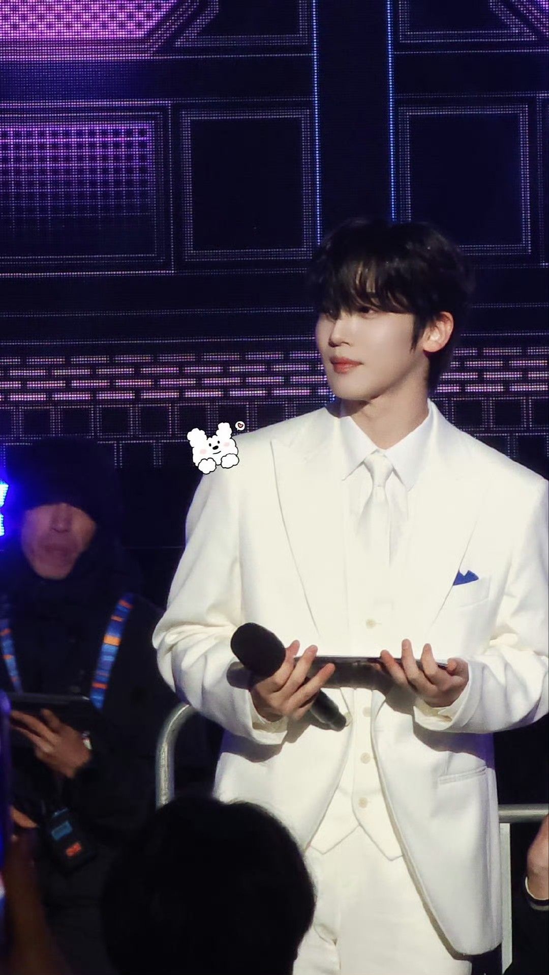 Kim Yohan background image recommended by Choeaedol Celeb fandom