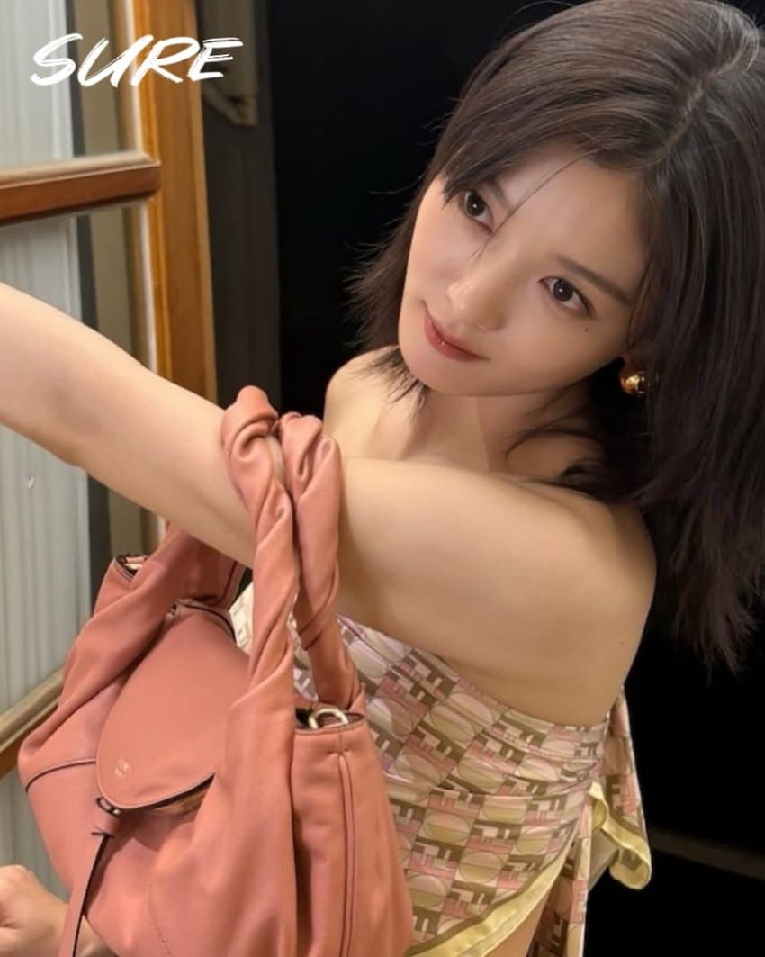 Behind-the-scenes cut of Kim Youjung