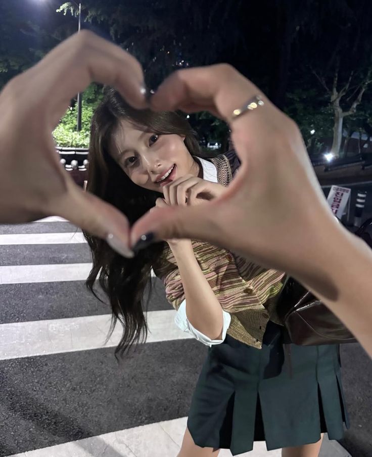 Behind-the-scenes cut of Kang Hyewon