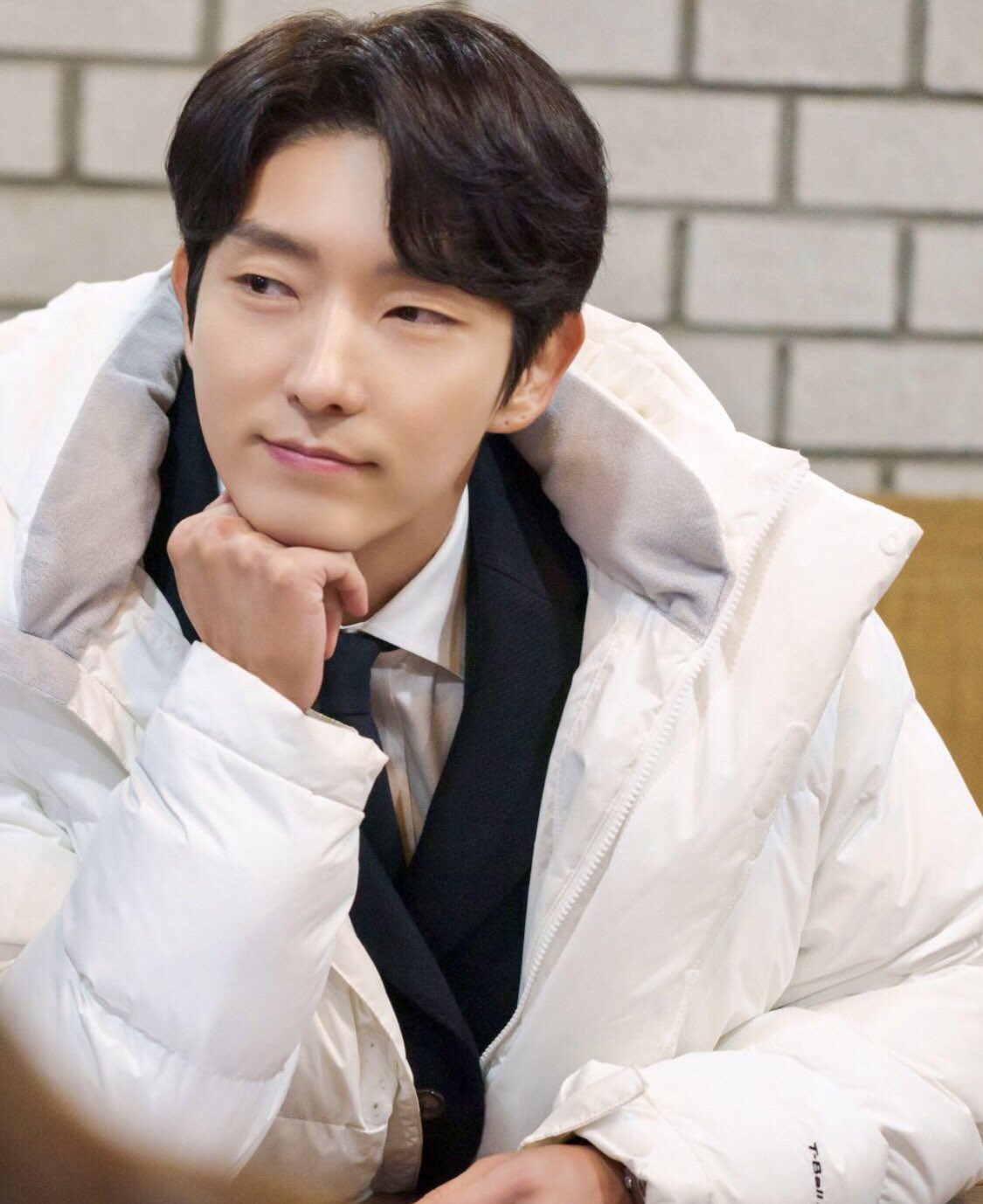 Recent activity shot of Lee Joongi
