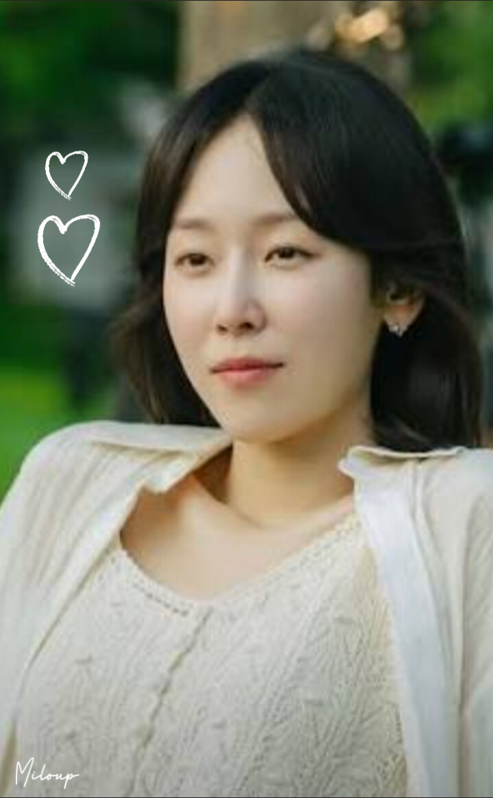 A moment captured by a fan of Seo Hyunjin