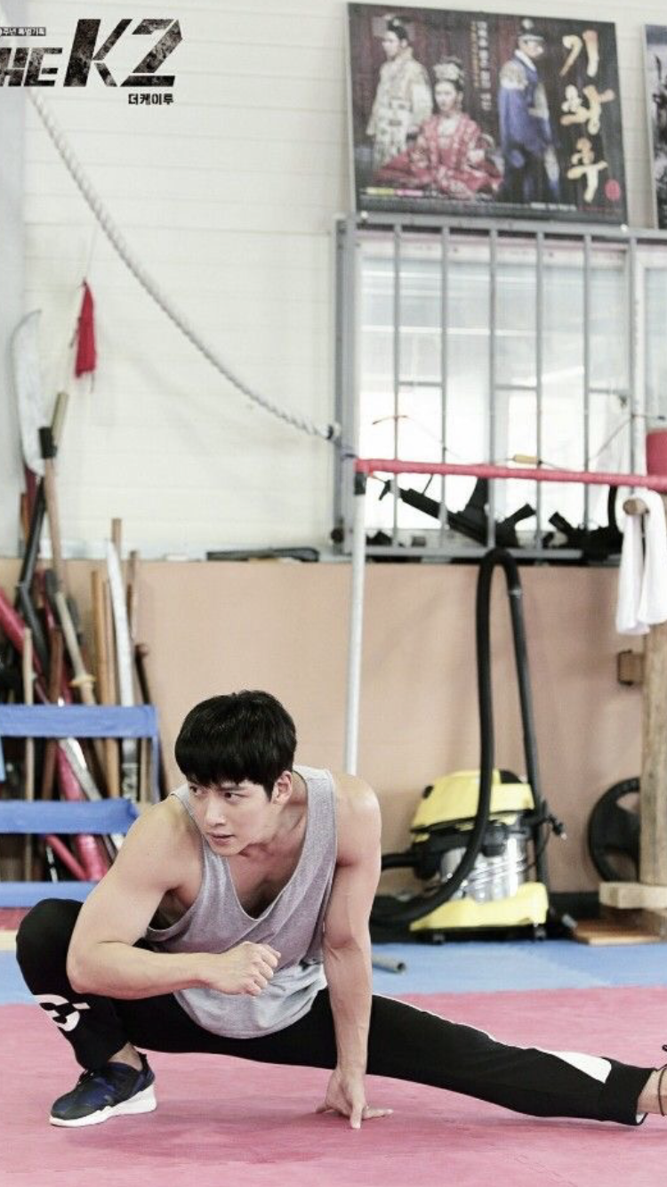 粉絲拍下的池昌旭瞬間