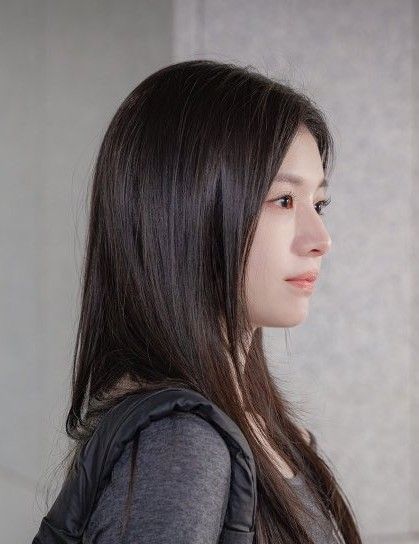 粉絲拍下的高允貞瞬間