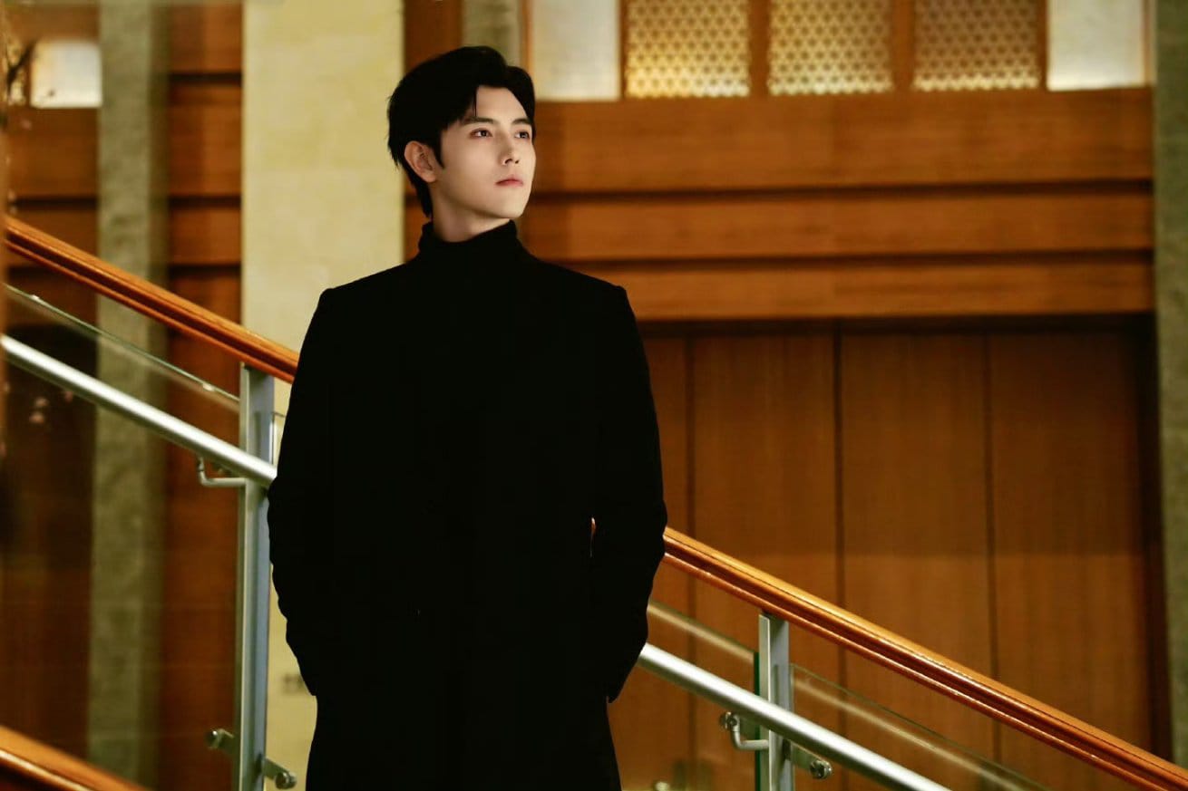 Behind-the-scenes cut of Arthur Chen
