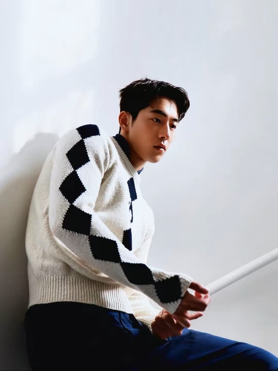 Behind-the-scenes cut of Nam Joohyuk