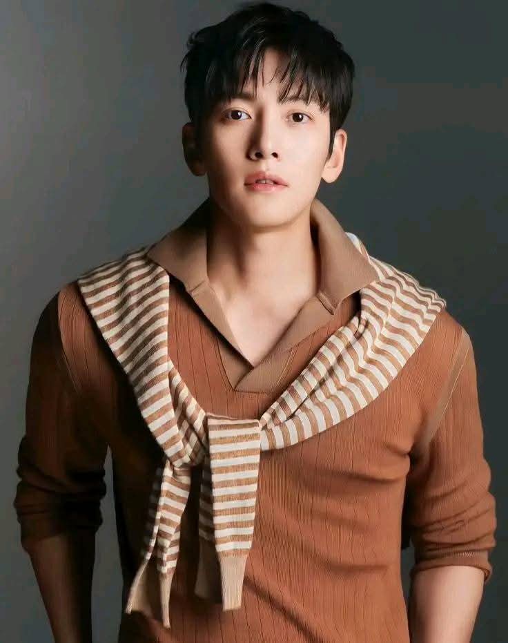 Latest photo of Ji Changwook