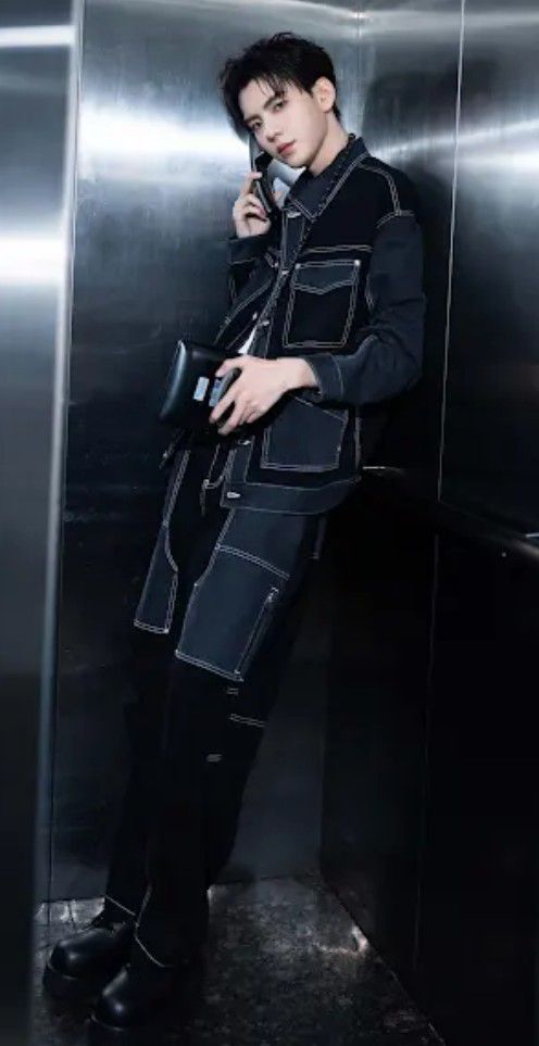 Foto terbaru dari Bi Wenjun