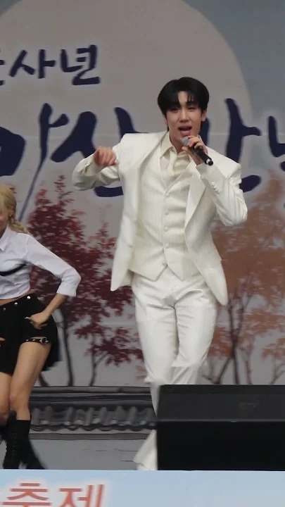 Choi Sooho background image recommended by Choeaedol Celeb fandom