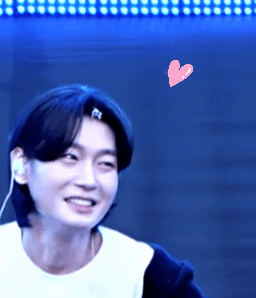 Behind-the-scenes cut of Kim Yongbin