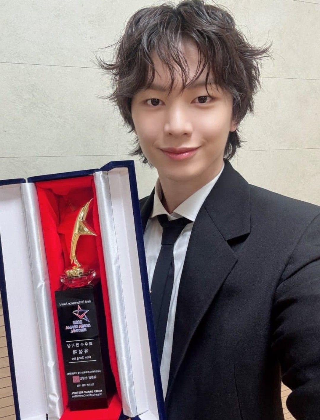 Recent activity shot of Yook Sungjae