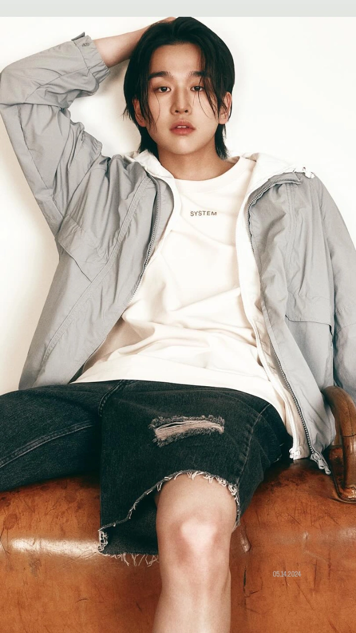 Latest photo of Kim Yoonwoo