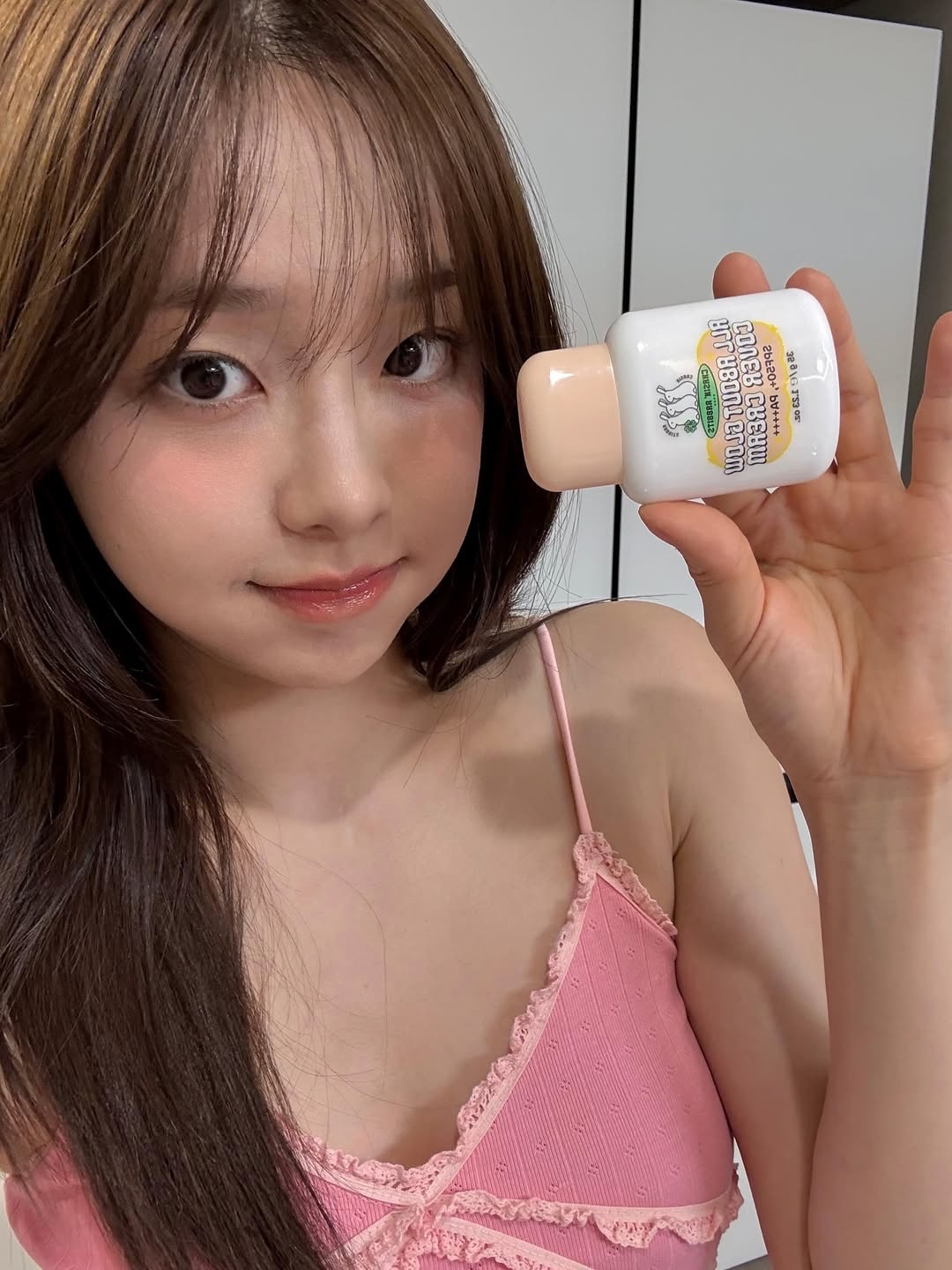 Behind-the-scenes cut of Chuu