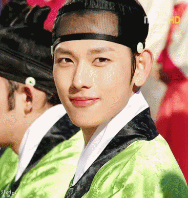 A moment captured by a fan of Lim Siwan