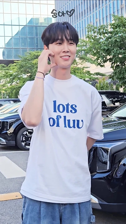 Recent activity shot of Song Minjun