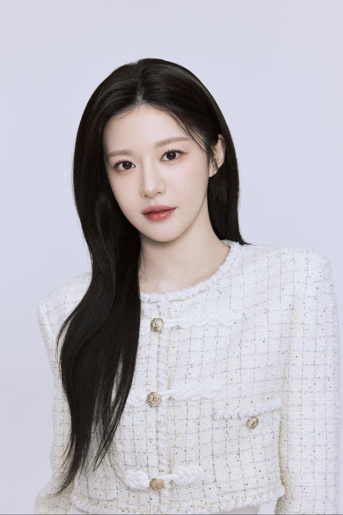 Recent activity shot of Go Younjung