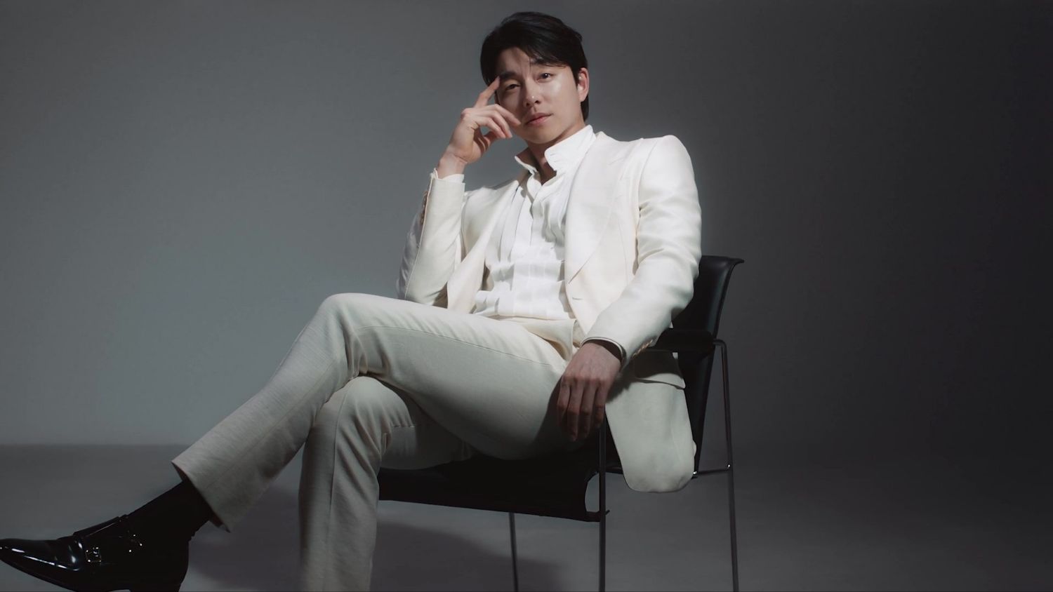 A moment captured by a fan of Gong Yoo