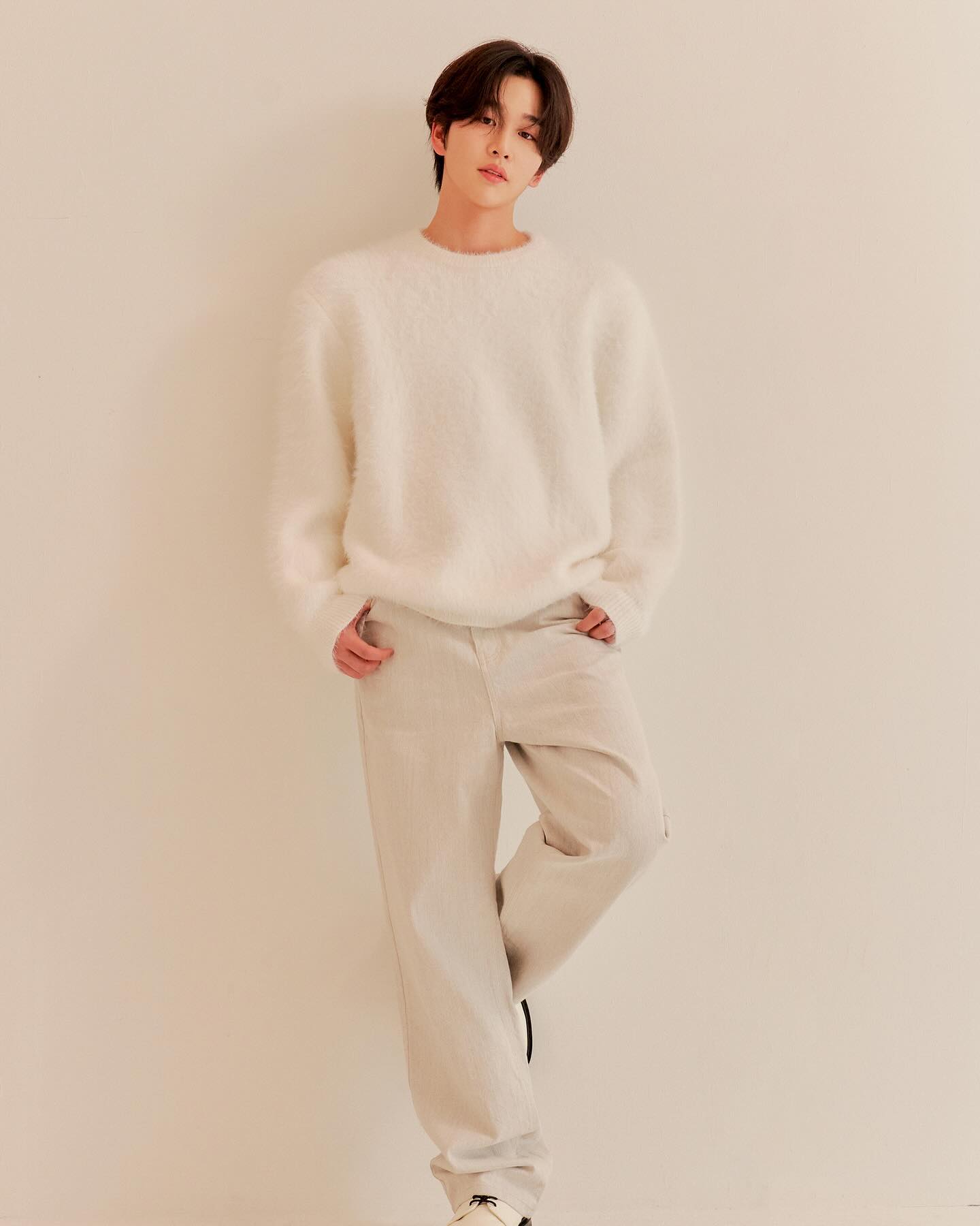 Latest photo of Kim Yoonwoo