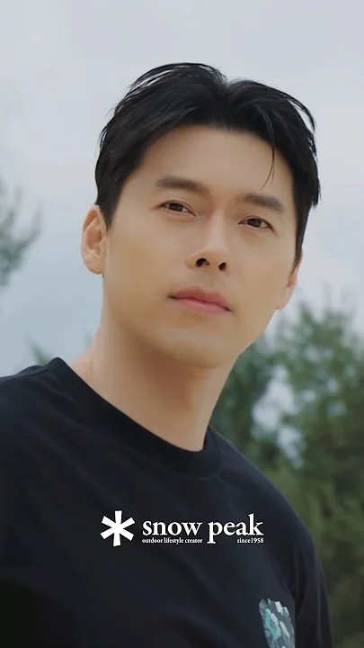 Representative background image loved by Hyun Bin fandom