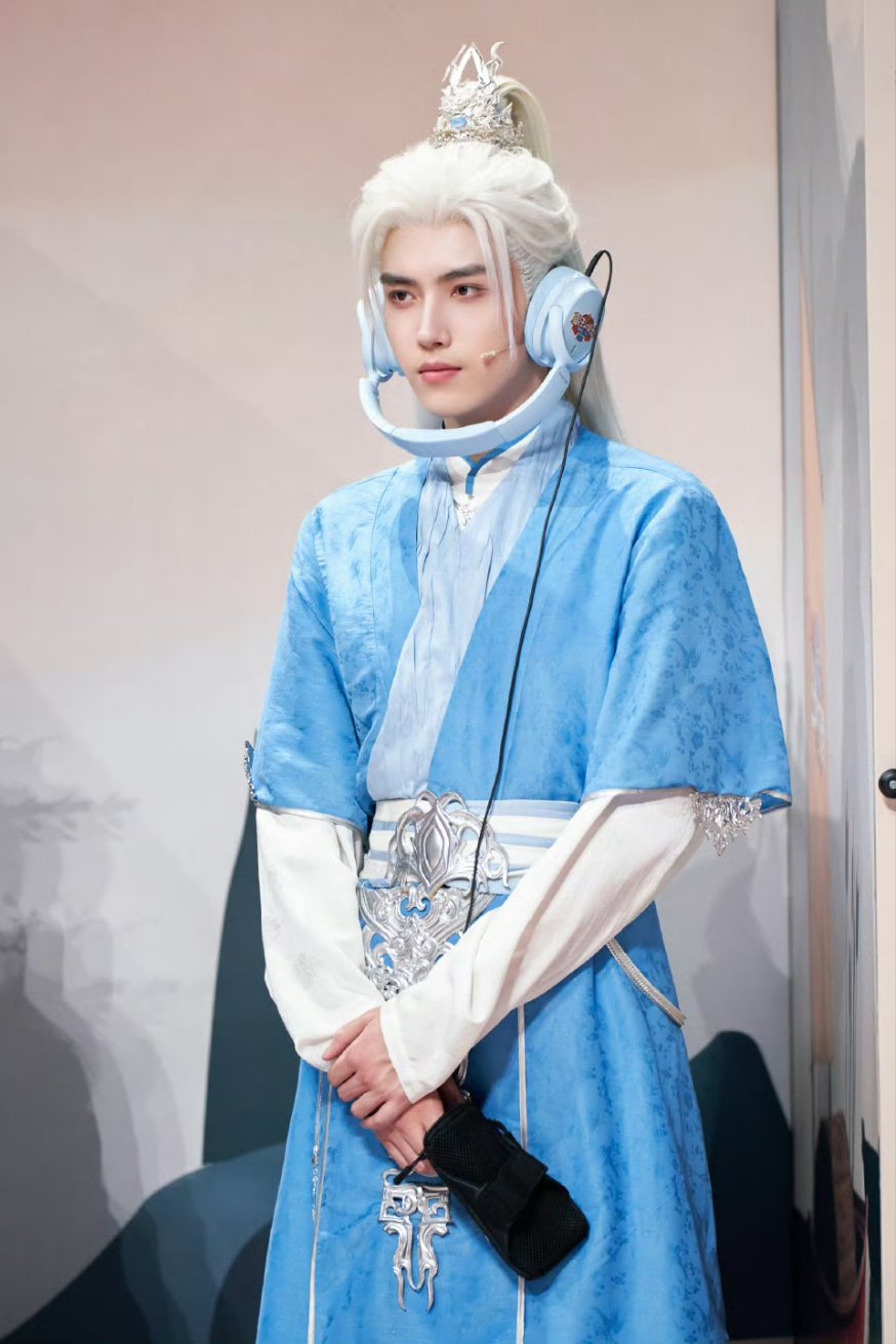 Recent activity shot of Arthur Chen