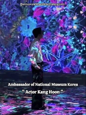 A moment captured by a fan of Kang Hoon