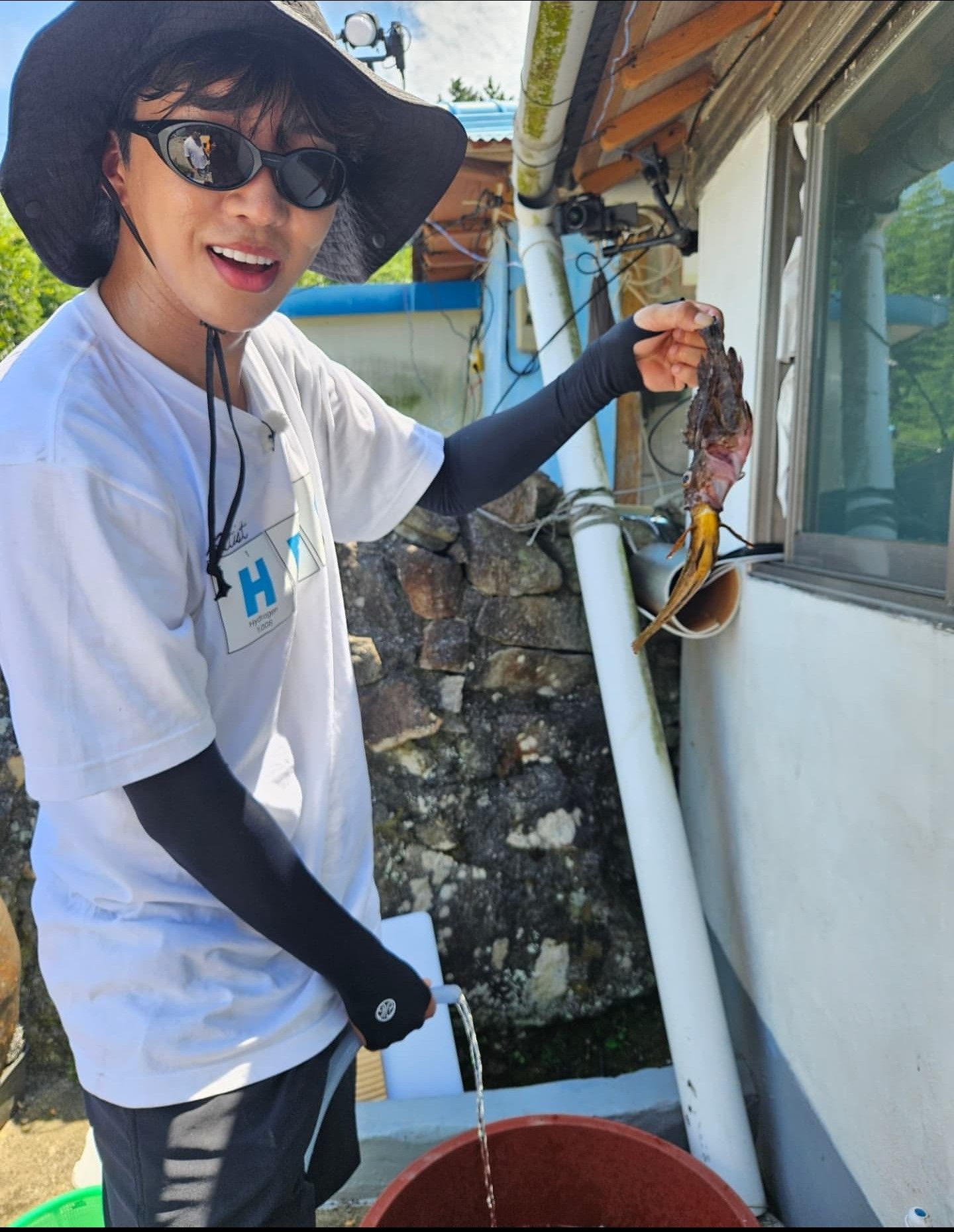 Behind-the-scenes cut of Lim Youngwoong
