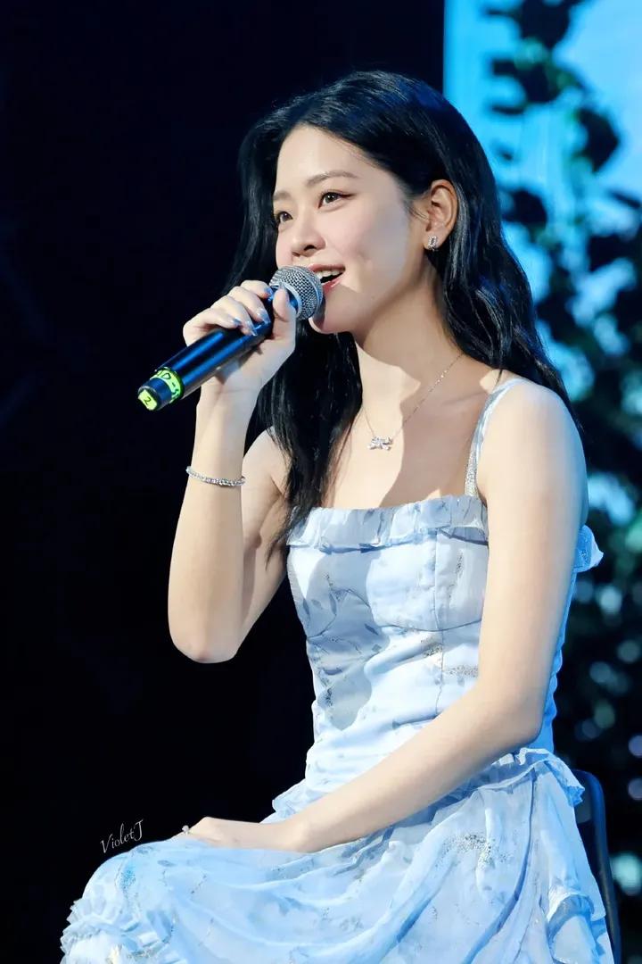 A moment captured by a fan of Chung Subin
