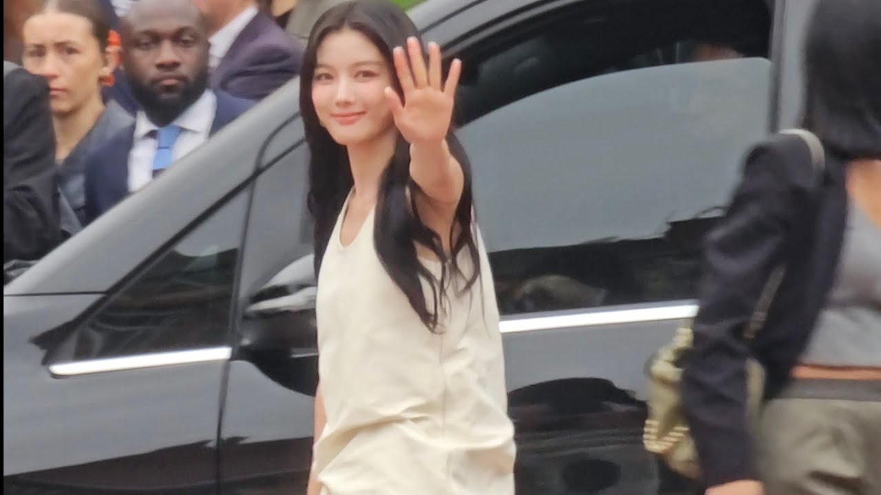 A moment captured by a fan of Kim Youjung