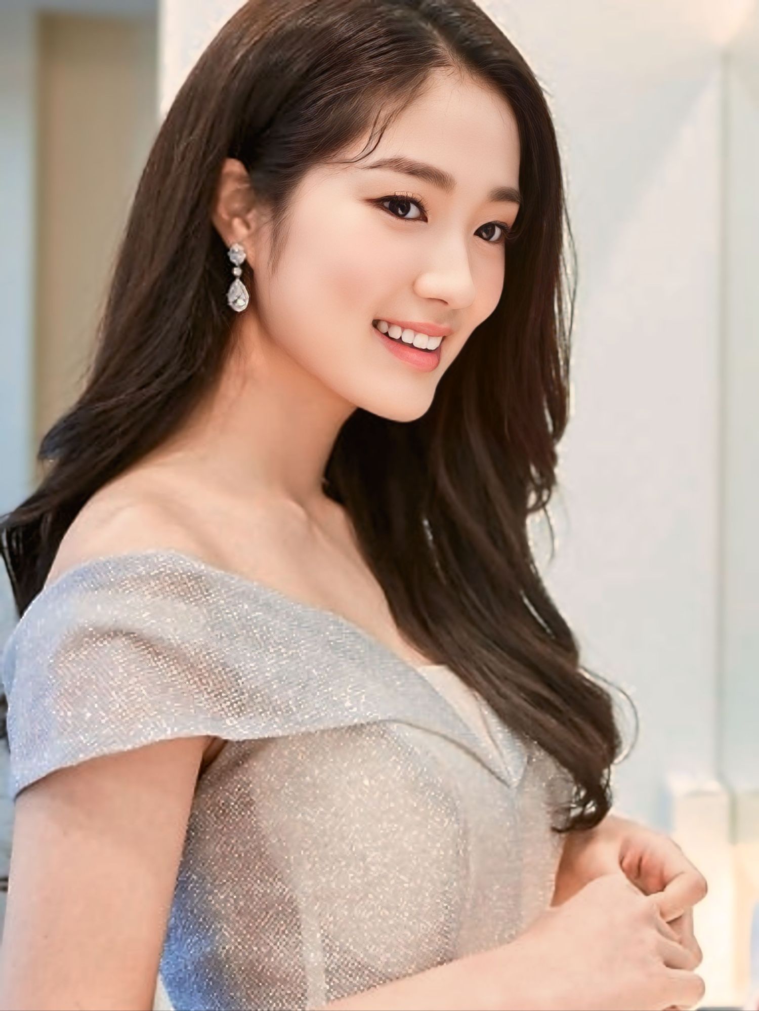 Latest photo of Kim Hyeyoon