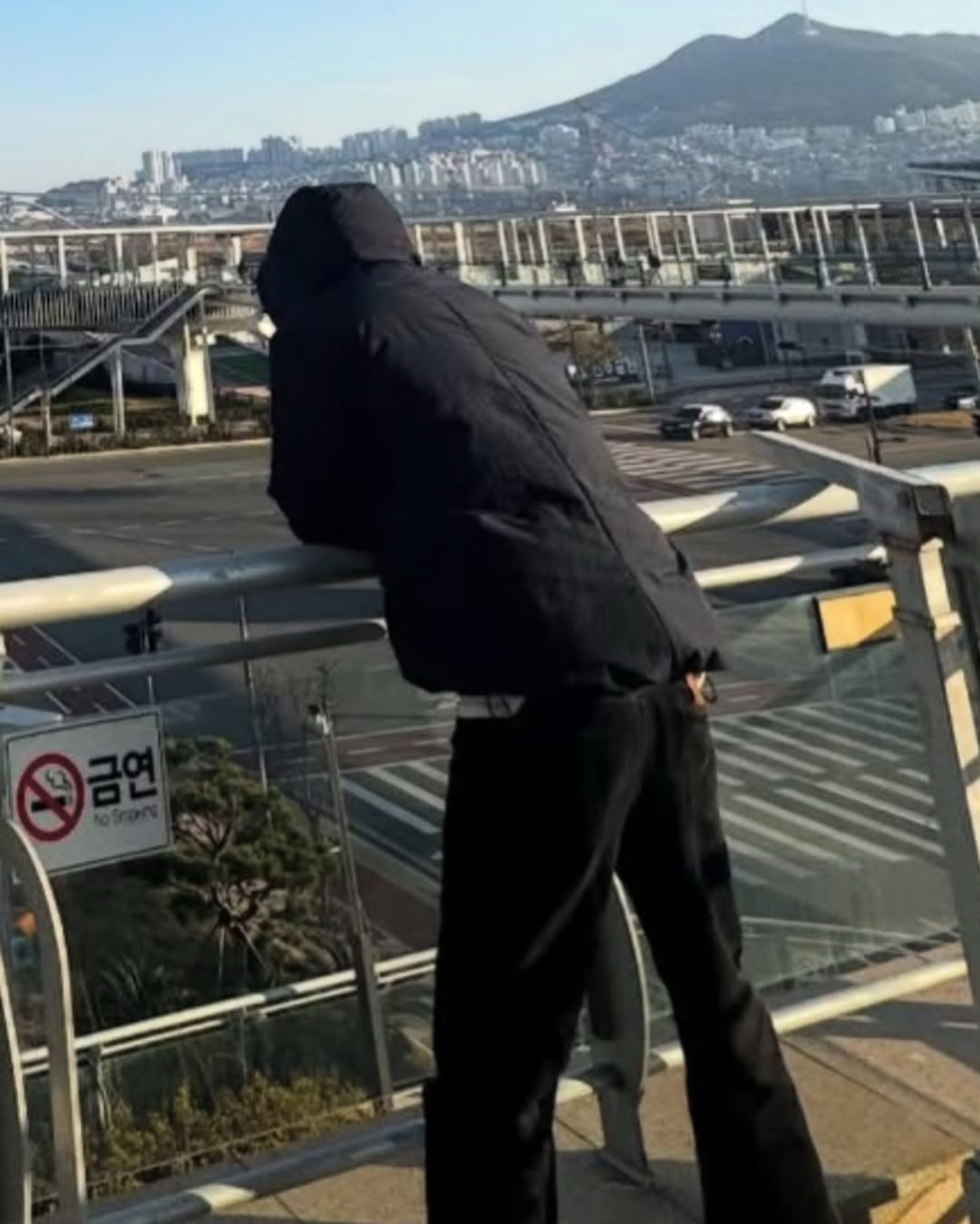 Behind-the-scenes cut of Lee Minho