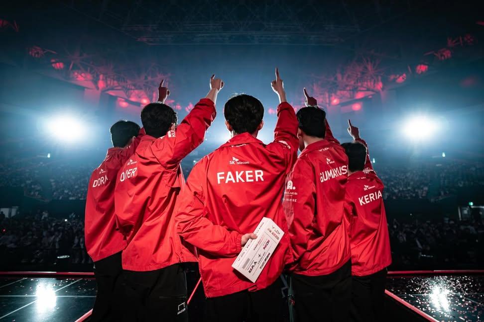 Behind-the-scenes cut of Faker