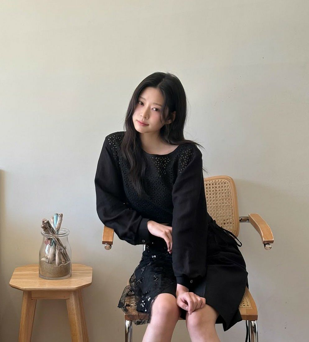 Recent activity shot of Kim Minju